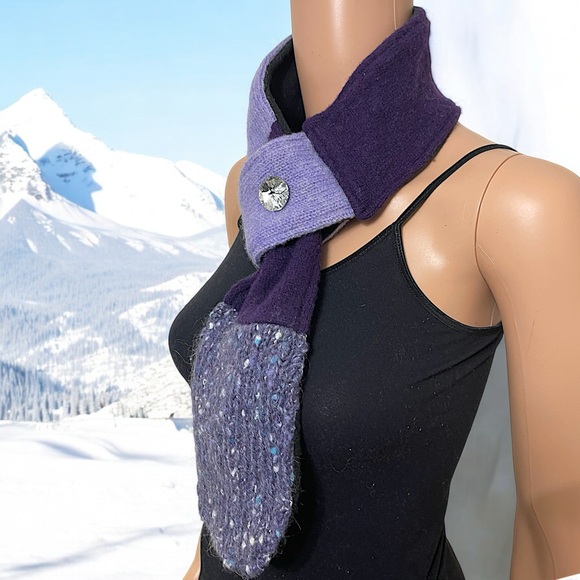 New Minfly Creations Purple Pocketed Scarf - Picture 2 of 16